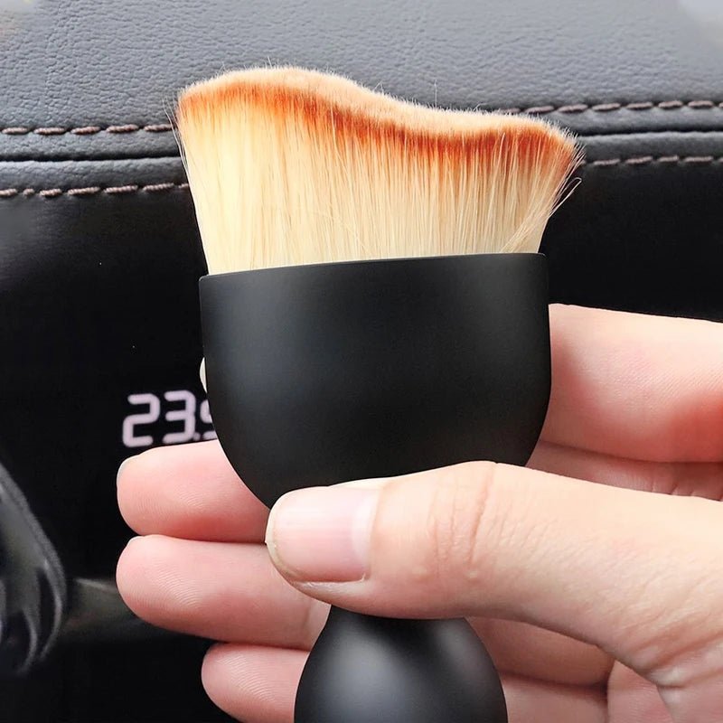 Car Crevice Dust Brush Soft Cleaning Brush For BMW X1 X3 X5 X4 X6 G05 G30 G20 E46 E90 E60 F10 F30 Car Interior Accessories - All in 1